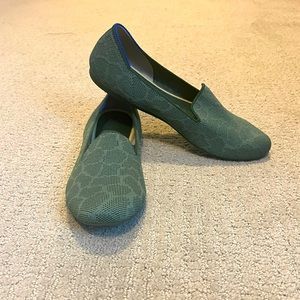 Rothy’s safari the loafer